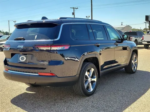 More photos of 2024 Jeep Grand Cherokee L Limited at Brownfield CDJR, TX