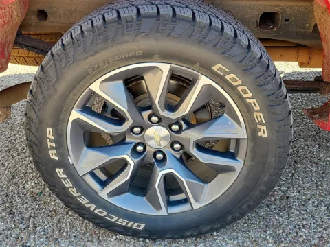 More photos of 2020 Chevrolet Silverado 1500 LT at Brownfield CDJR, TX