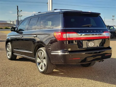 More photos of 2018 Lincoln Navigator Reserve at Brownfield CDJR, TX