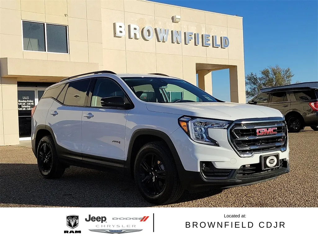 White 2024 GMC Terrain AT4 for sale in Brownfield, TX
