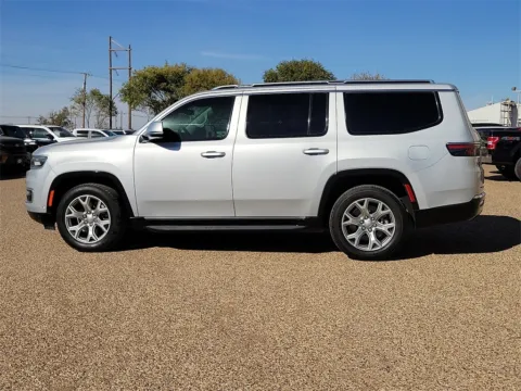 Another view of 2022 Jeep Wagoneer Series II for sale in Brownfield, TX at Brownfield CDJR