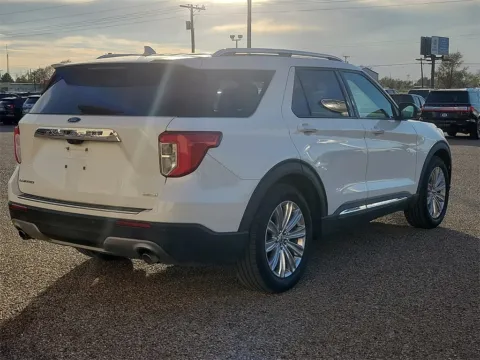 More photos of 2020 Ford Explorer Limited at Brownfield CDJR, TX
