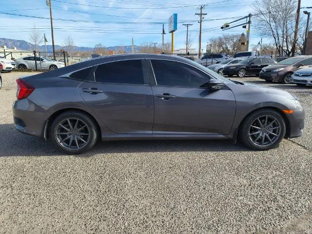 2018 Honda Civic EX-L's photo