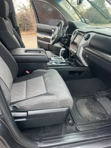 2016 Toyota Tundra SR5 - Photo 11