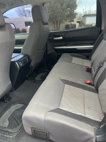 2016 Toyota Tundra SR5 - Photo 10