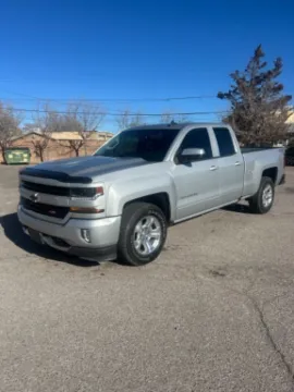 Silver 2018 Chevrolet Silverado 1500 2LT for sale in Albuquerque, NM