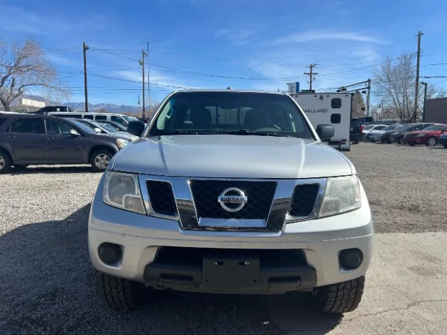 Silver 2014 Nissan Frontier SV for sale in Albuquerque, NM