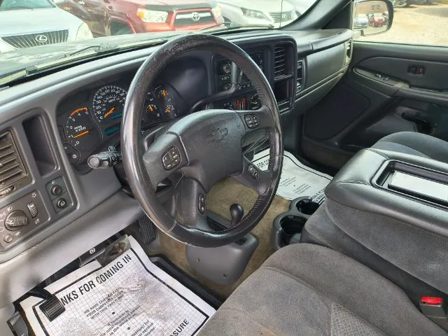 Chevrolet Silverado photo 9