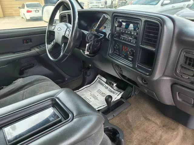 Chevrolet Silverado photo 13