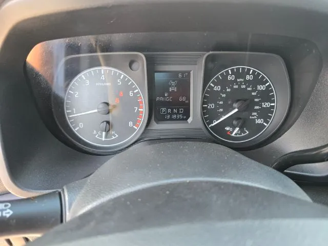 Nissan Titan photo 10