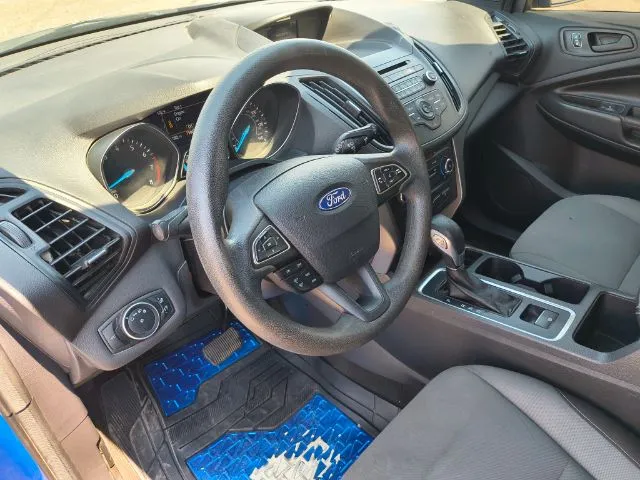 Ford Escape photo 8