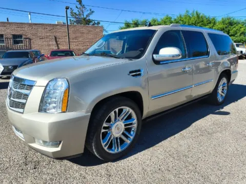 Silver 2013 Cadillac Escalade ESV Platinum Edition for sale in Albuquerque, NM