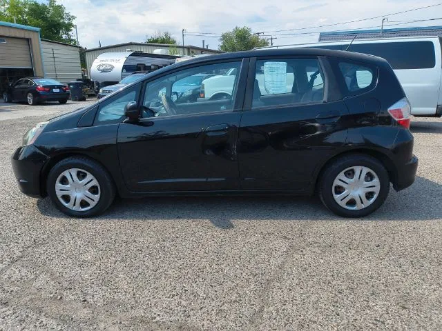Honda Fit photo 2