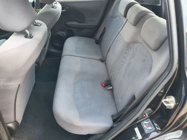 Honda Fit photo 9