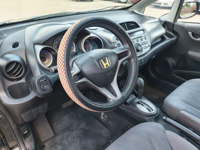 Honda Fit photo 8
