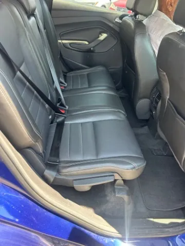 Ford Escape photo 9