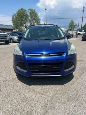 Ford Escape photo 2