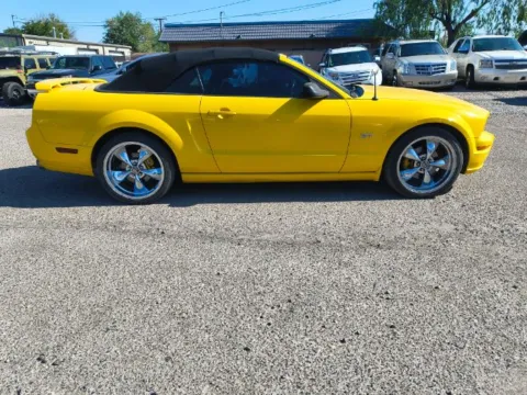 More photos of 2006 Ford Mustang GT Premium Convertible at Access Auto LLC, NM
