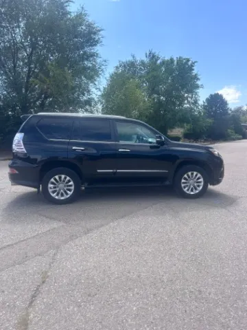 Lexus GX photo 6
