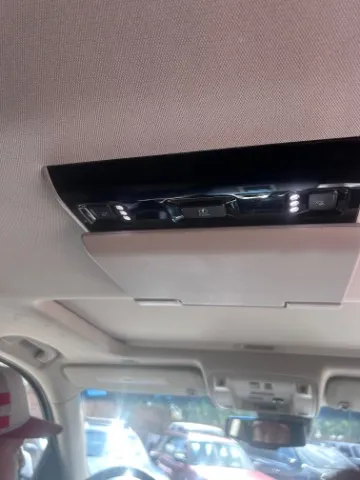 GMC Yukon photo 11