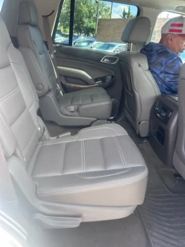 GMC Yukon photo 8
