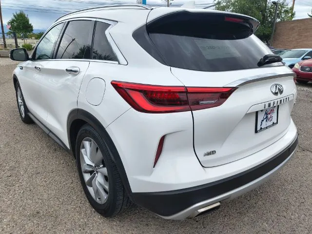 Infiniti QX50 photo 3