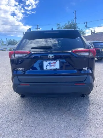 Toyota RAV4 photo 4