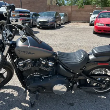 More photos of 2018 Harley-Davidson Softail Street Bob at Access Auto LLC, NM