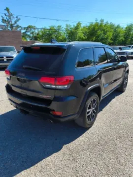 More photos of 2018 Jeep Grand Cherokee Trailhawk 4x4 at Access Auto LLC, NM
