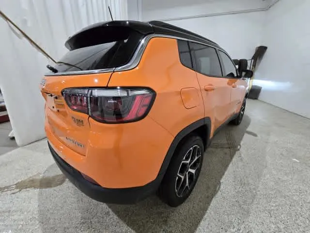 2026 Jeep Compass Limited - Photo 6