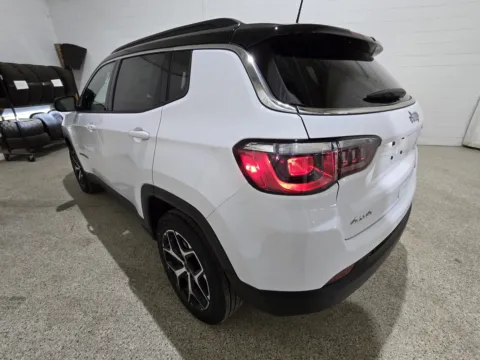 More photos of 2026 Jeep Compass Limited at Peake Chrysler Dodge Jeep Ram Fiat, NY