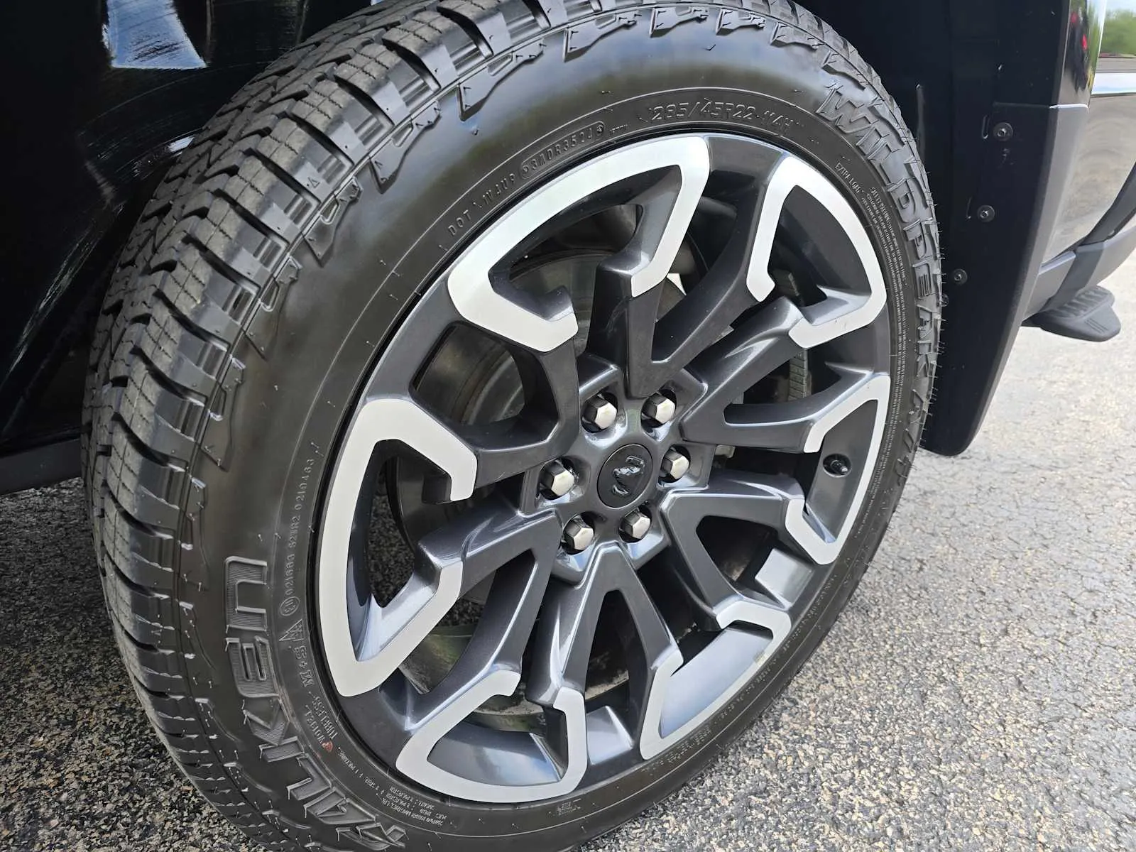 2026 RAM 1500 Limited - Photo 11