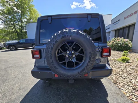 More photos of 2025 Jeep Wrangler Willys at Peake Chrysler Dodge Jeep Ram Fiat, NY