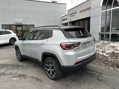 More photos of 2026 Jeep Compass Limited at Peake Chrysler Dodge Jeep Ram Fiat, NY