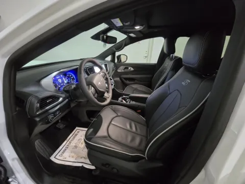 Photos of 2026 Chrysler Pacifica Limited for sale in Sodus, NY at Peake Chrysler Dodge Jeep Ram Fiat