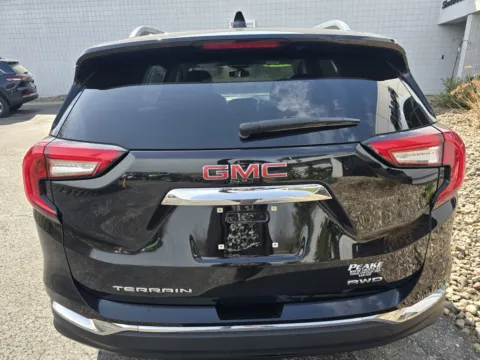 More photos of 2024 GMC Terrain SLT at Peake Chrysler Dodge Jeep Ram Fiat, NY