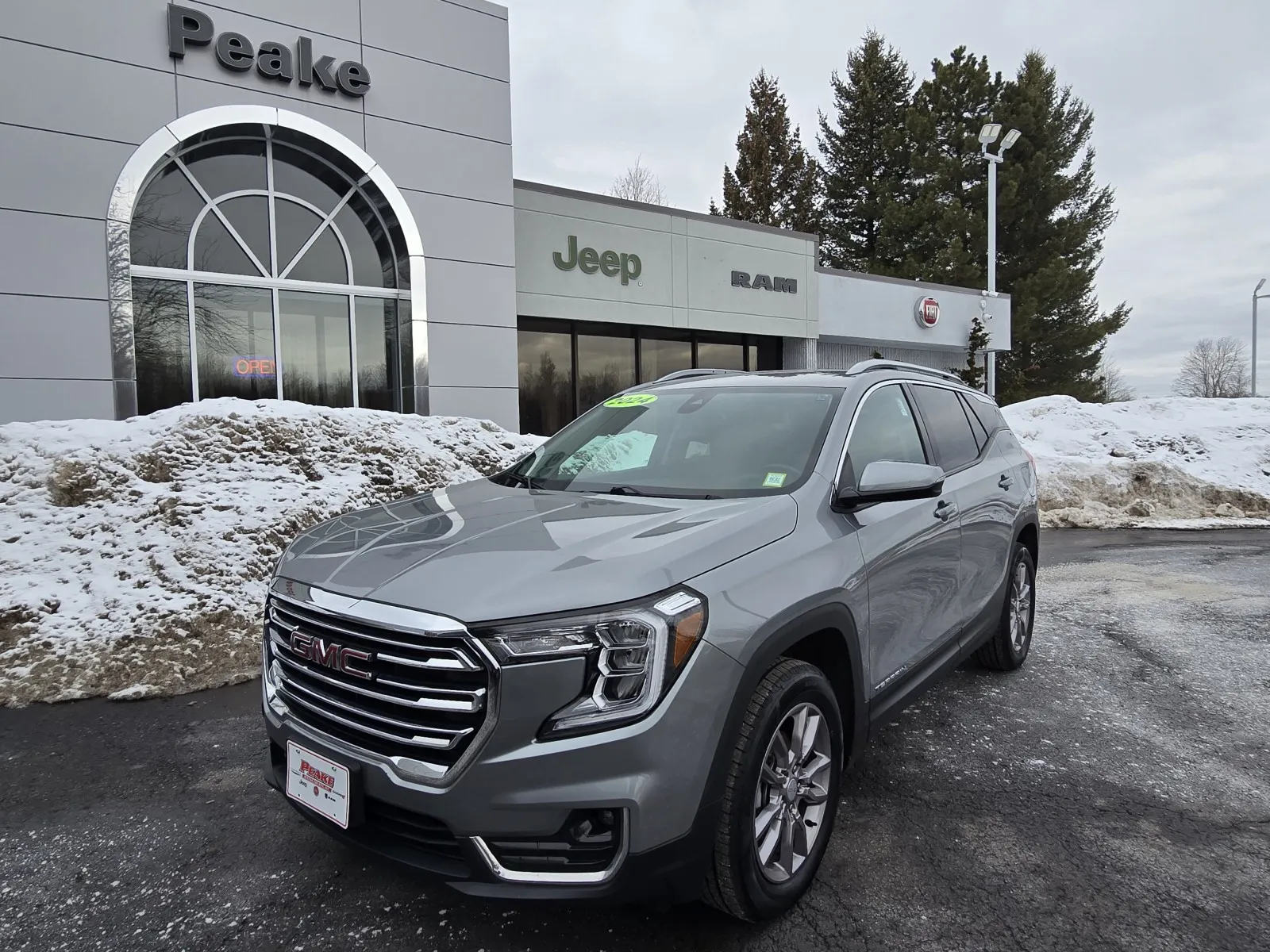 2024 GMC Terrain SLT