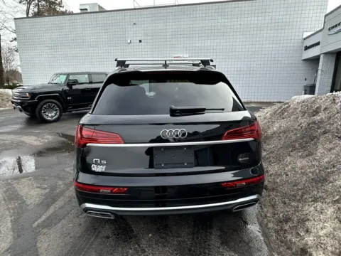 More photos of 2024 Audi Q5 S line Premium Plus at Peake Chrysler Dodge Jeep Ram Fiat, NY