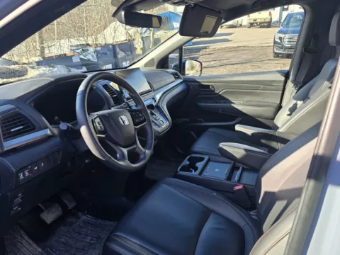 More photos of 2025 Honda Odyssey Sport-L at Peake Chrysler Dodge Jeep Ram Fiat, NY