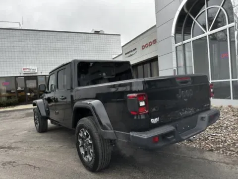 More photos of 2026 Jeep Gladiator Sahara at Peake Chrysler Dodge Jeep Ram Fiat, NY