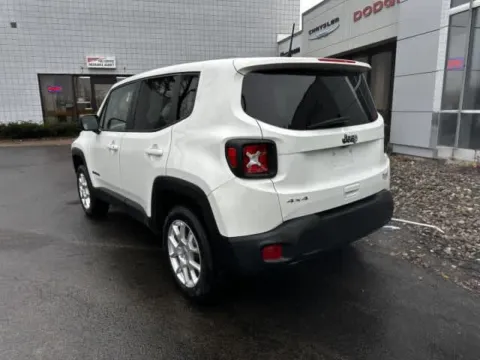 More photos of 2023 Jeep Renegade Latitude at Peake Chrysler Dodge Jeep Ram Fiat, NY