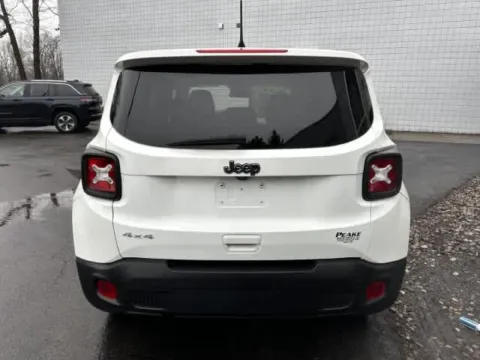 More photos of 2023 Jeep Renegade Latitude at Peake Chrysler Dodge Jeep Ram Fiat, NY
