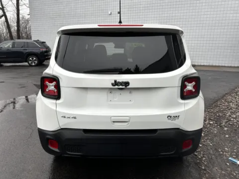 More photos of 2023 Jeep Renegade Latitude at Peake Chrysler Dodge Jeep Ram Fiat, NY