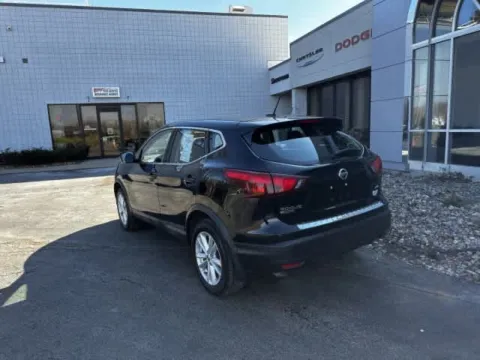 More photos of 2018 Nissan Rogue Sport S at Peake Chrysler Dodge Jeep Ram Fiat, NY