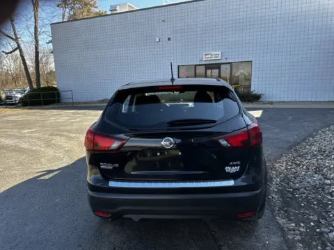 More photos of 2018 Nissan Rogue Sport SV at Peake Chrysler Dodge Jeep Ram Fiat, NY
