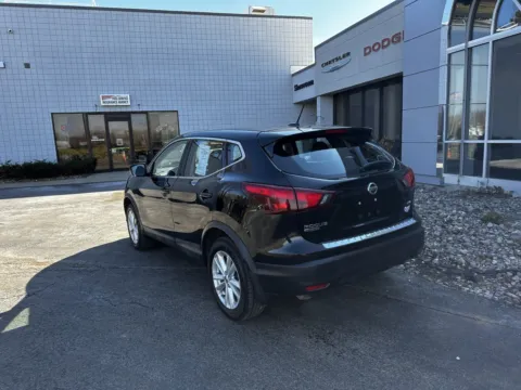 More photos of 2018 Nissan Rogue Sport SV at Peake Chrysler Dodge Jeep Ram Fiat, NY
