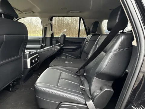 More photos of 2024 Ford Expedition Max XLT at Peake Chrysler Dodge Jeep Ram Fiat, NY