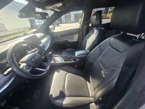 More photos of 2023 Jeep Compass Limited at Peake Chrysler Dodge Jeep Ram Fiat, NY