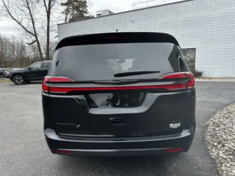 More photos of 2026 Chrysler Pacifica Select at Peake Chrysler Dodge Jeep Ram Fiat, NY