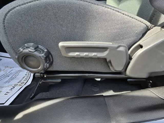 2026 Jeep Wrangler 4-Door Willys - Photo 17